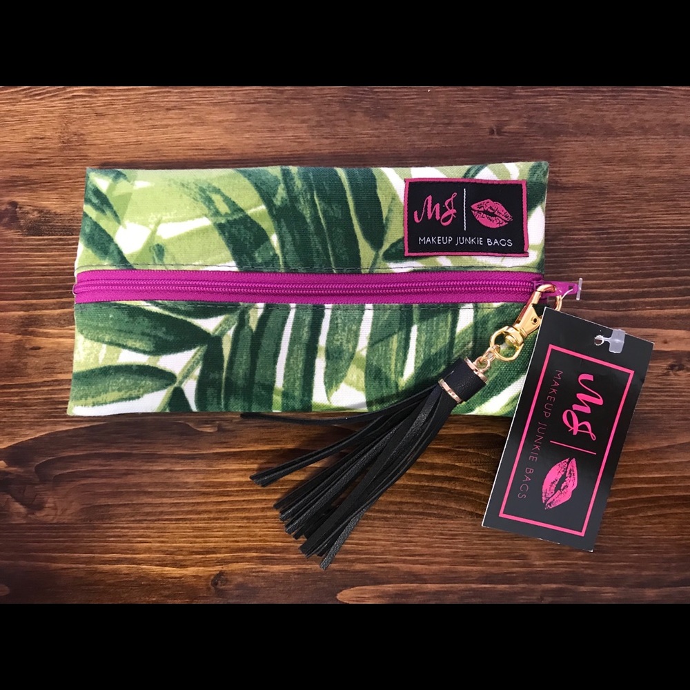 Makeup Junkie Bag -Palm Breeze